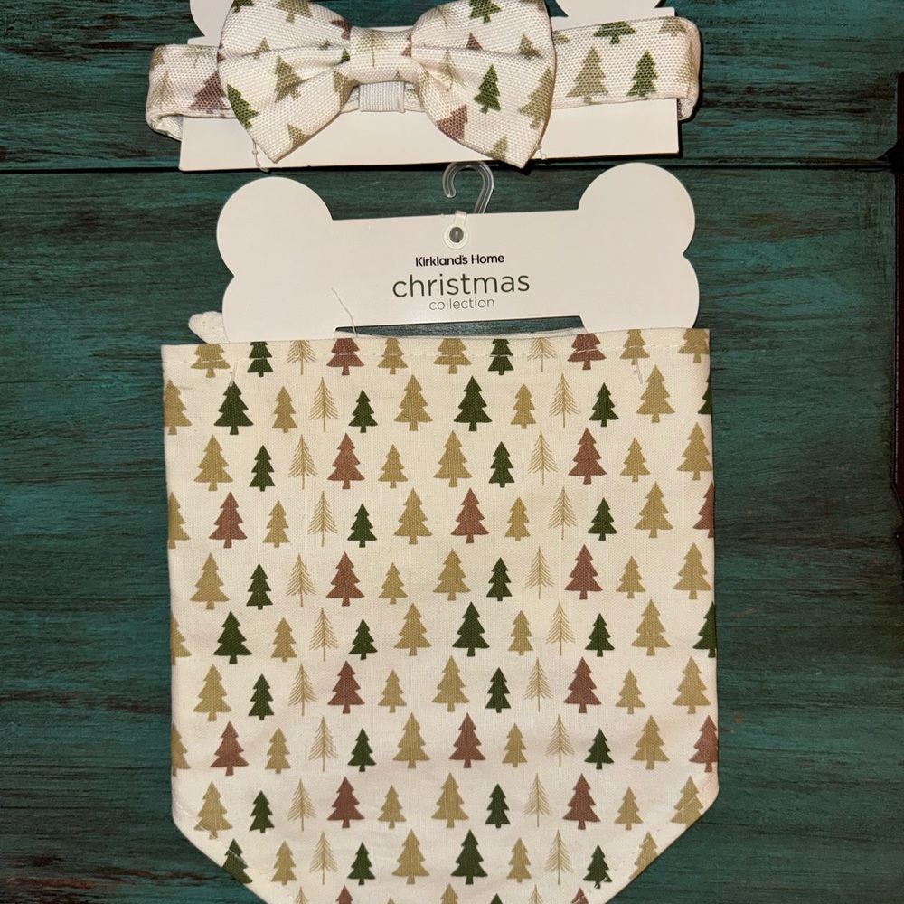 Kirklands Christmas Tree Dog Bandana and Bow Set